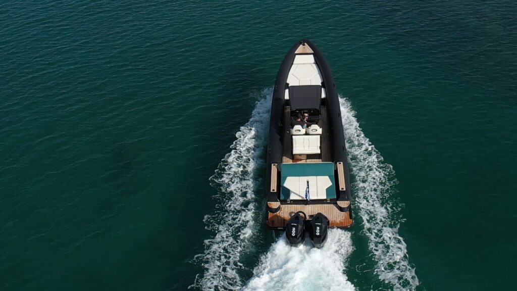 RockMarine ROCK 36 Cruising