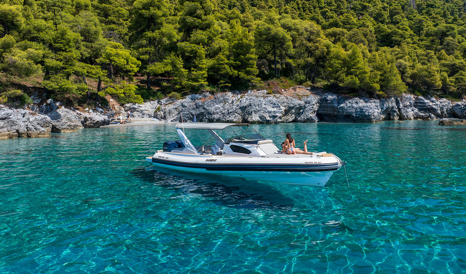 Skiathos boat trip small isles